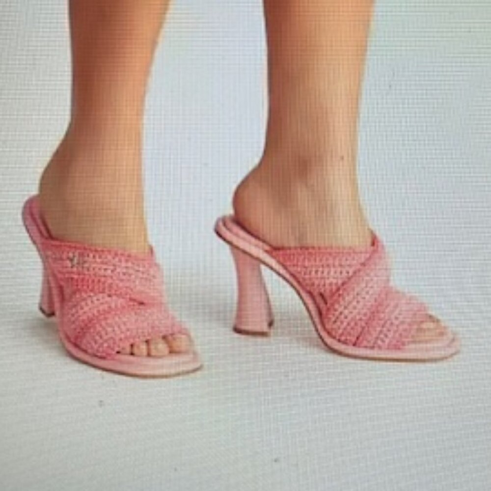 Coach Flower Pink Quintin Crochet Yarn Upper Sandal - Picture 13 of 13
